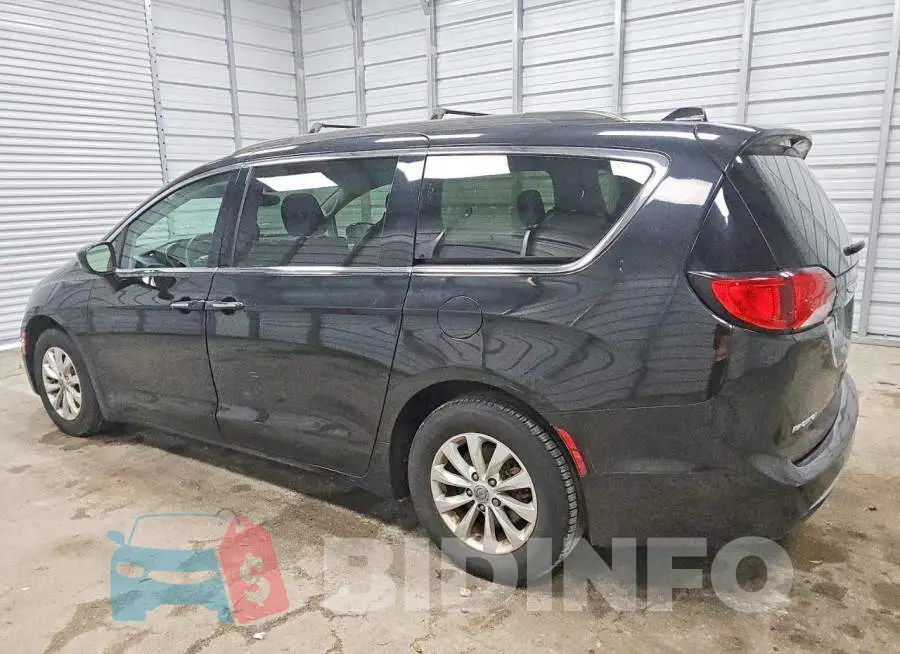 2C4RC1FG4JR115751 Photo# 2