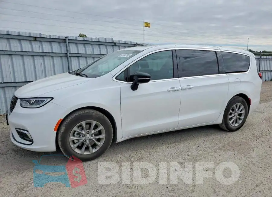 2C4RC1GG5TR279110 Photo# 1