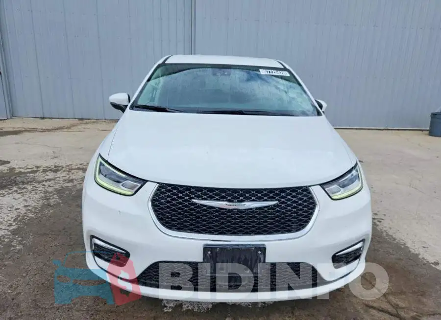 2C4RC1L79PR588493 Photo# 5