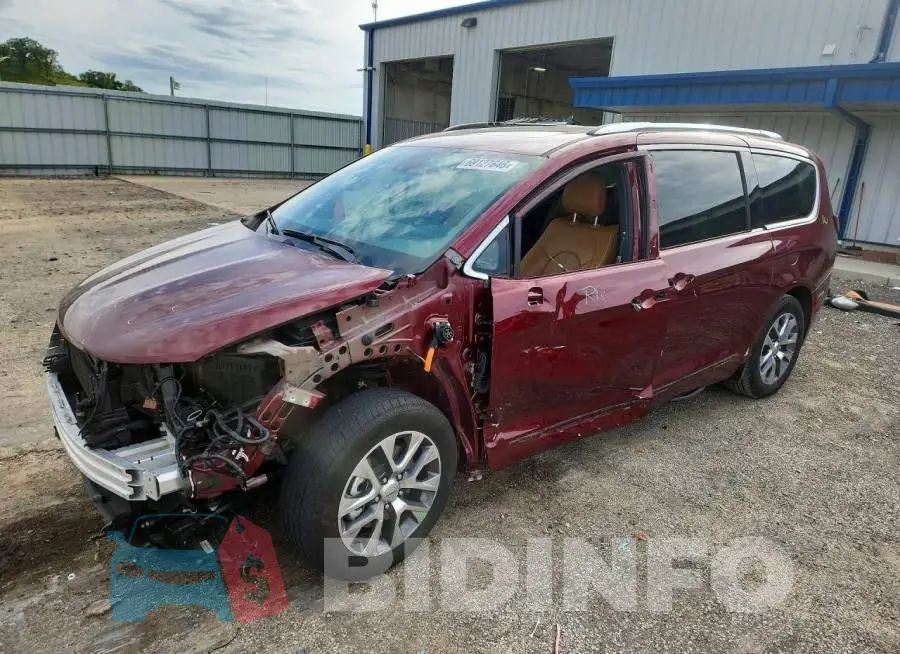 2C4RC1N74PR504514 Photo# 1