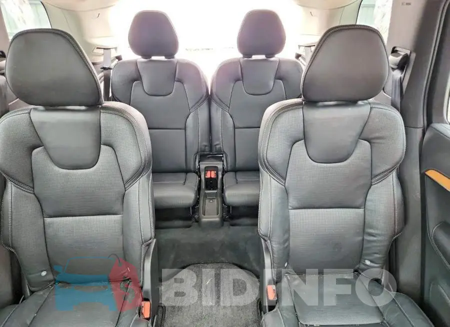 YV4A221LXL1562504 Photo# 10