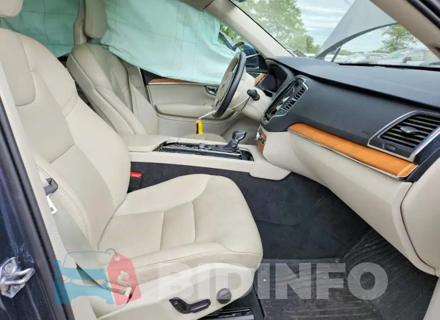 YV4A22PK7M1715663 Photo# 7