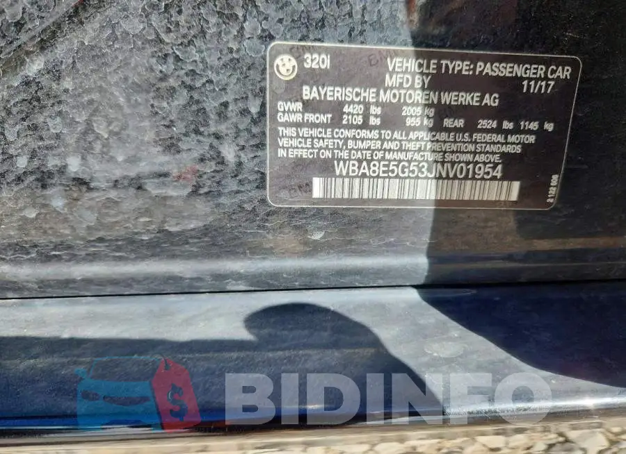 WBA8E5G53JNV01954 Photo# 12