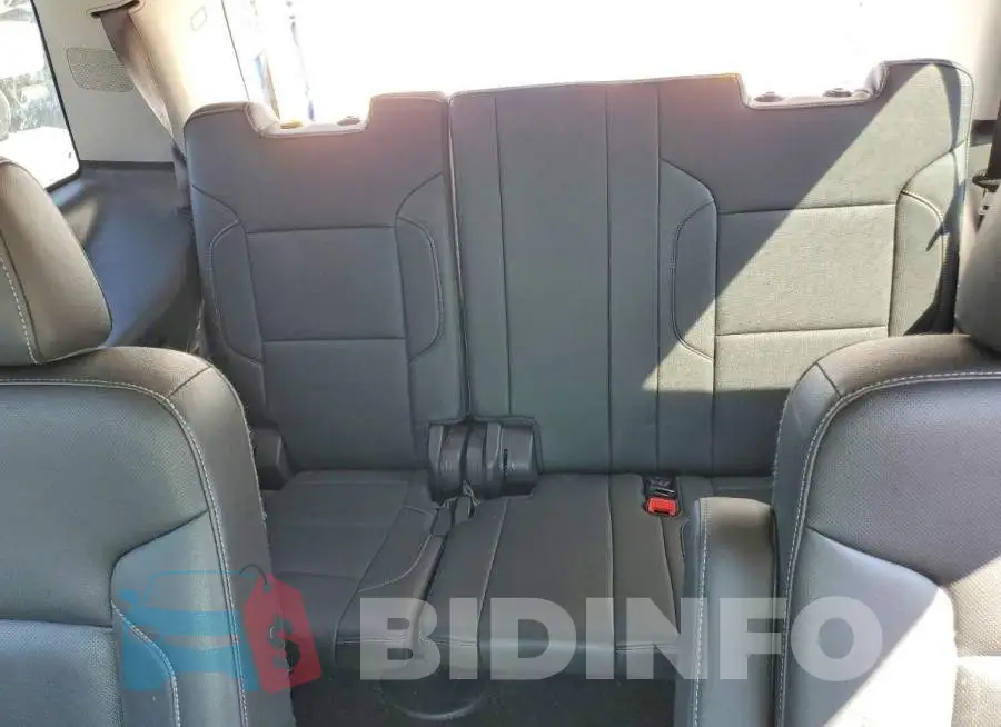 1GNSCCKC8JR135854 Photo# 10