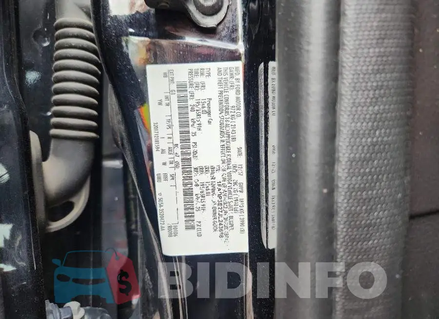 1FADP3E27JL243688 Photo# 13