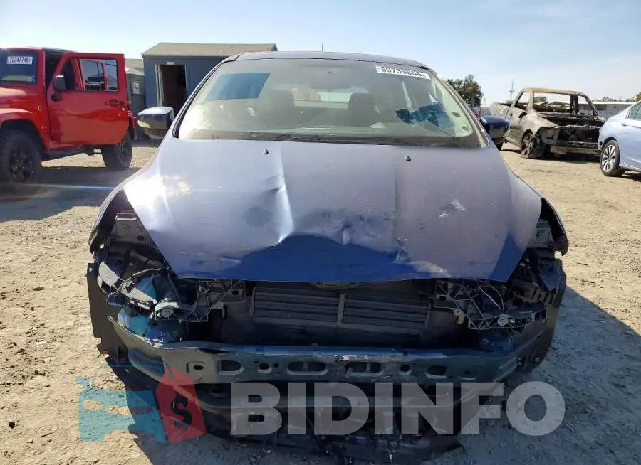 1FADP3M2XJL278419 Photo# 5
