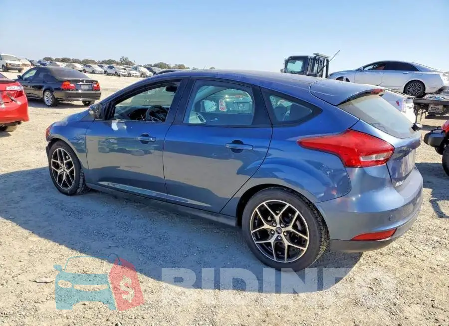 1FADP3M2XJL278419 Photo# 2
