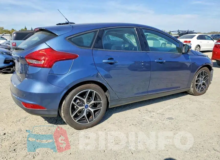 1FADP3M2XJL278419 Photo# 3