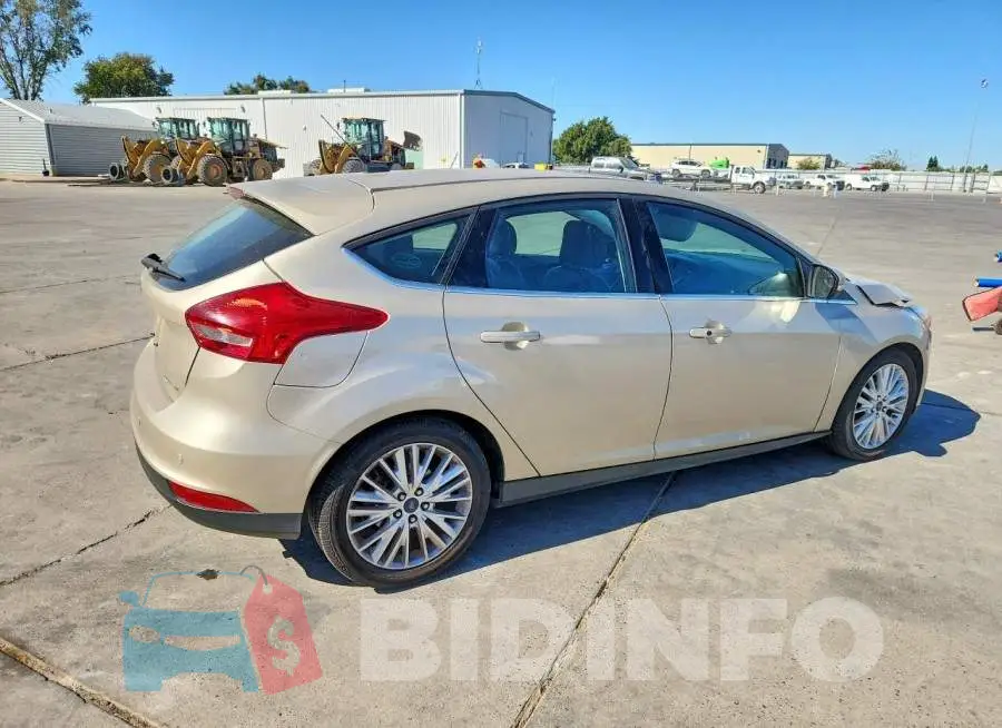 1FADP3N28JL253338 Photo# 3