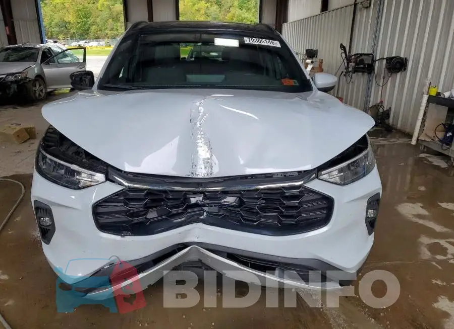1FMCU9NZ1TUA01325 Photo# 5