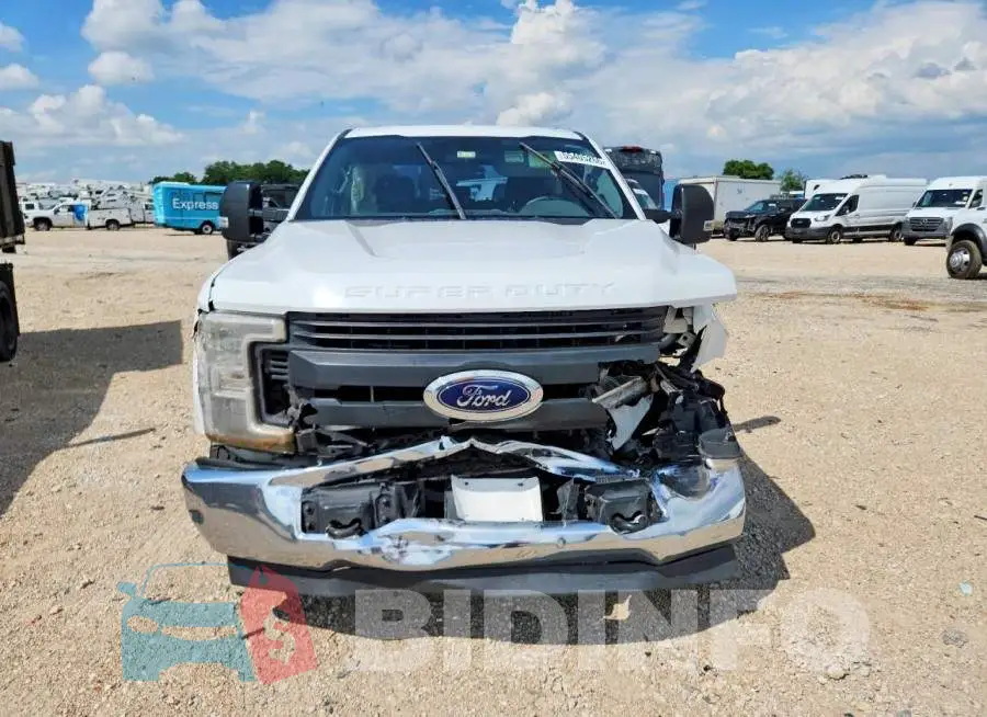 1FT7W2A61JEC41744 Photo# 5