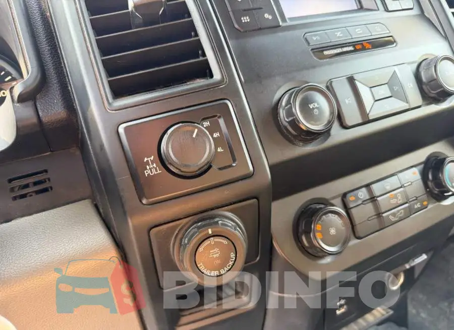 1FTFX1E55KKC16305 Photo# 13