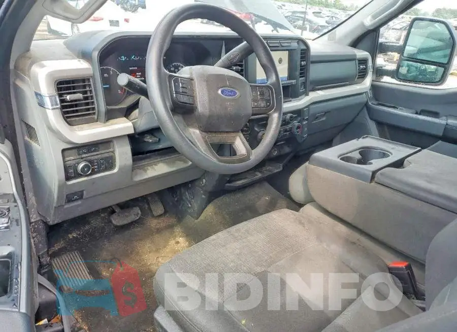 1FTRF3BT5PEE10367 Photo# 8