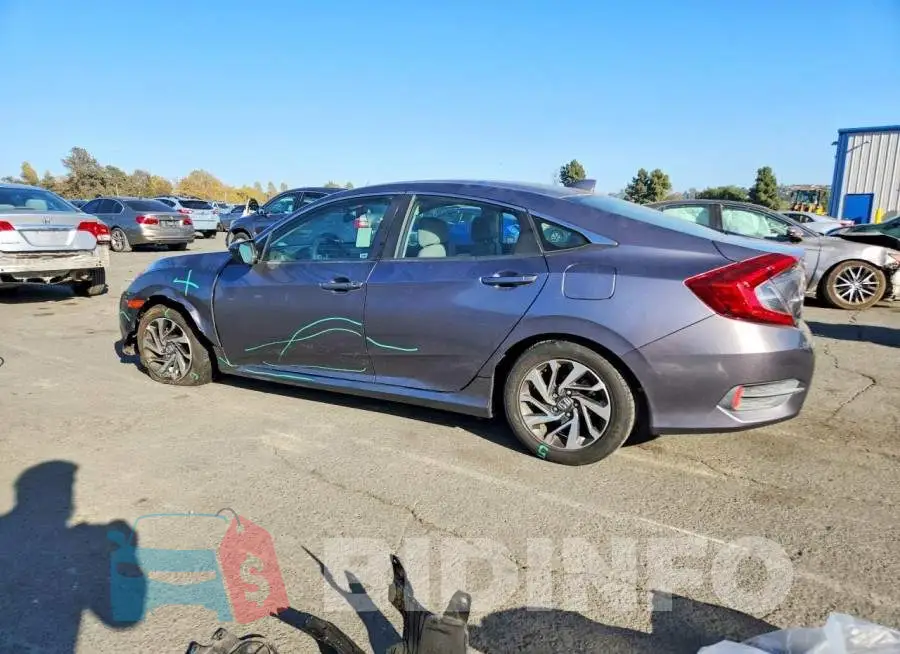 19XFC2F73HE232015 Photo# 2