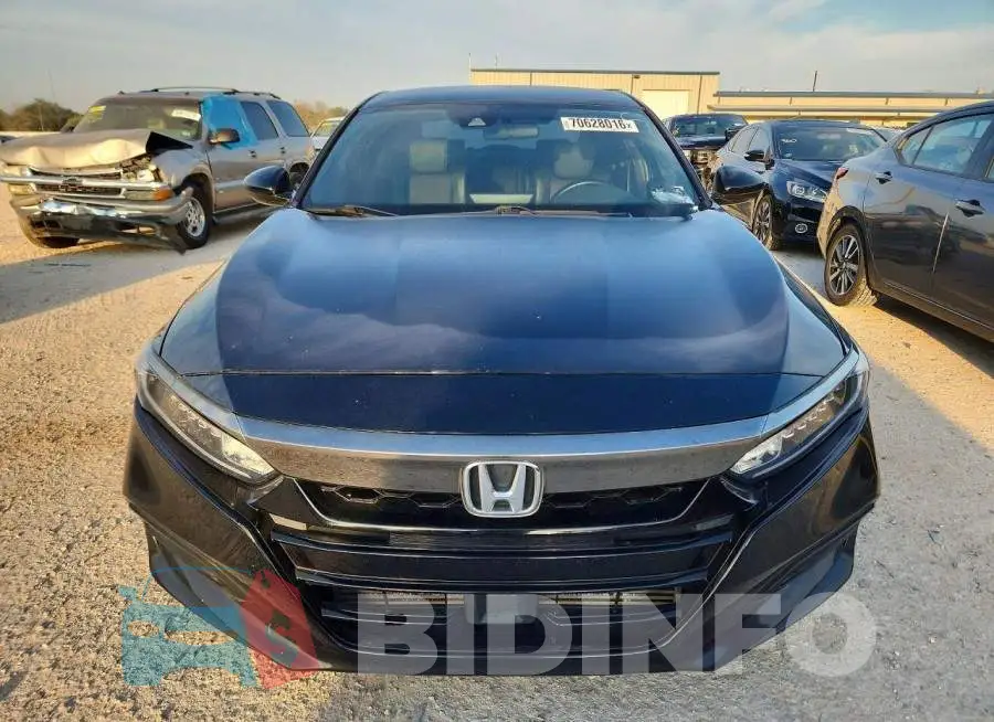 1HGCV1F39KA113577 Photo# 5