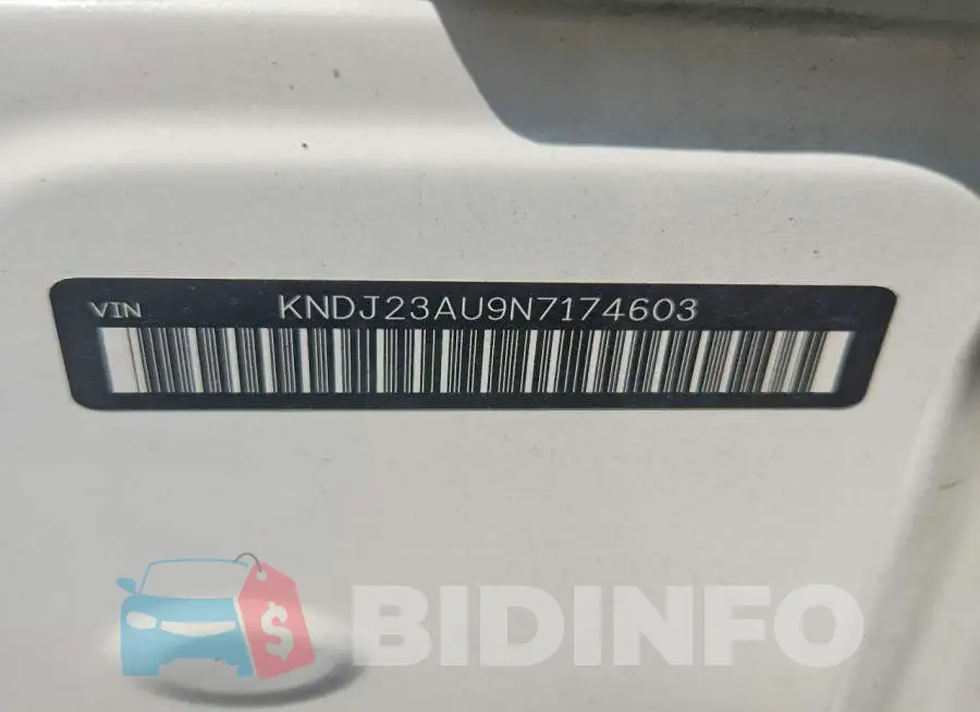 KNDJ23AU9N7174603 Photo# 13