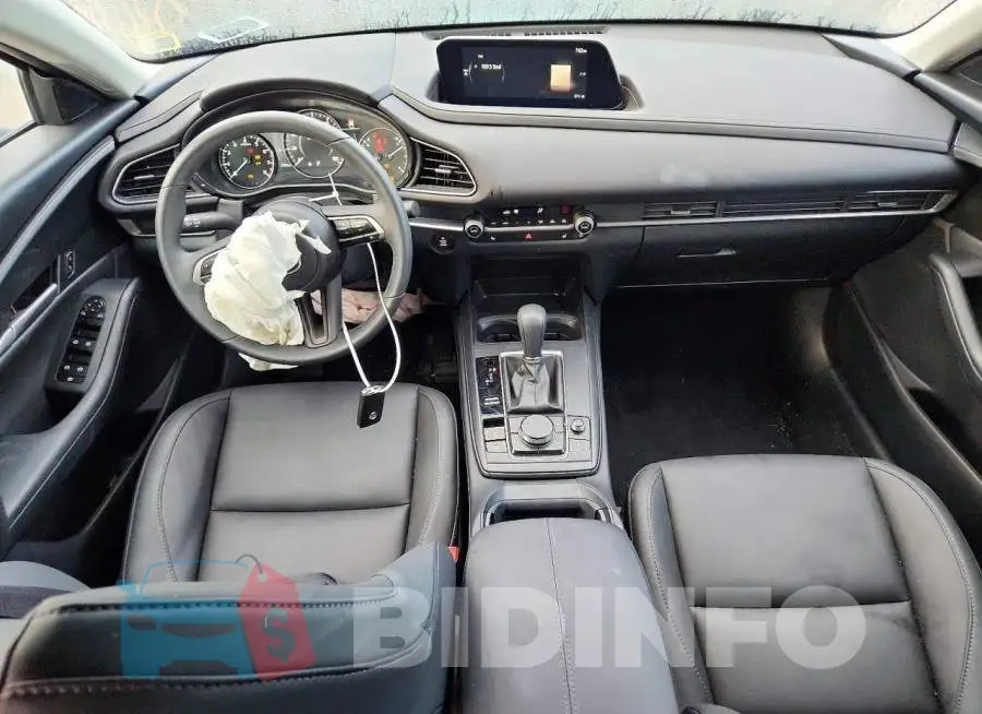 3MVDMBBL1TM209322 Photo# 8