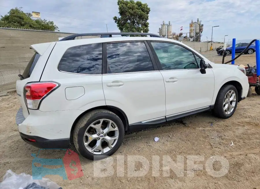 JF2SJAWC4JH407353 Photo# 3