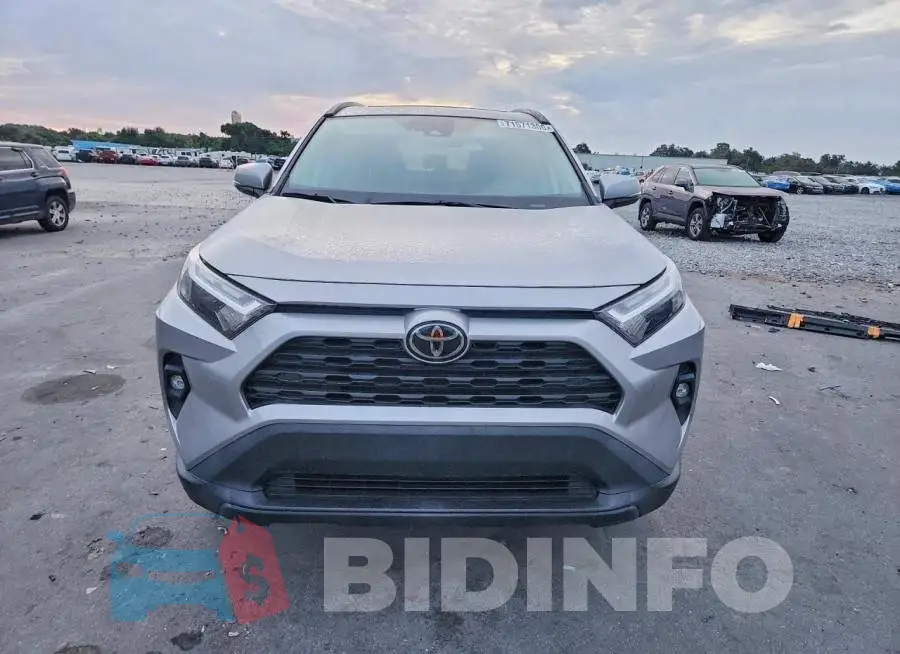 2T3C1RFV1PC251473 Photo# 5