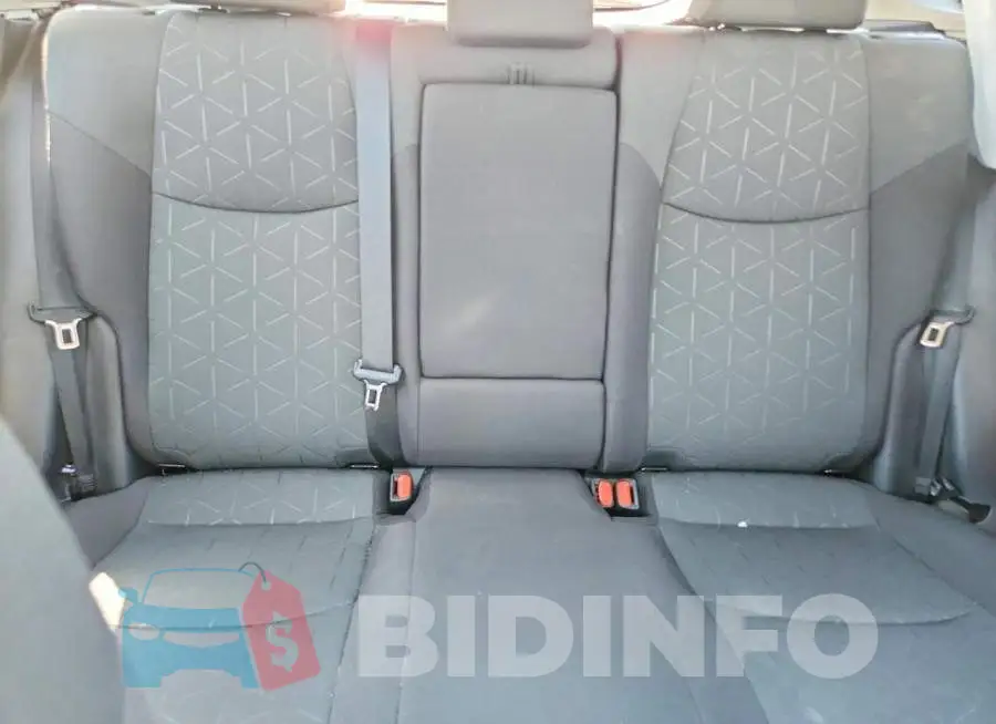 2T3P1RFV8PW402048 Photo# 10