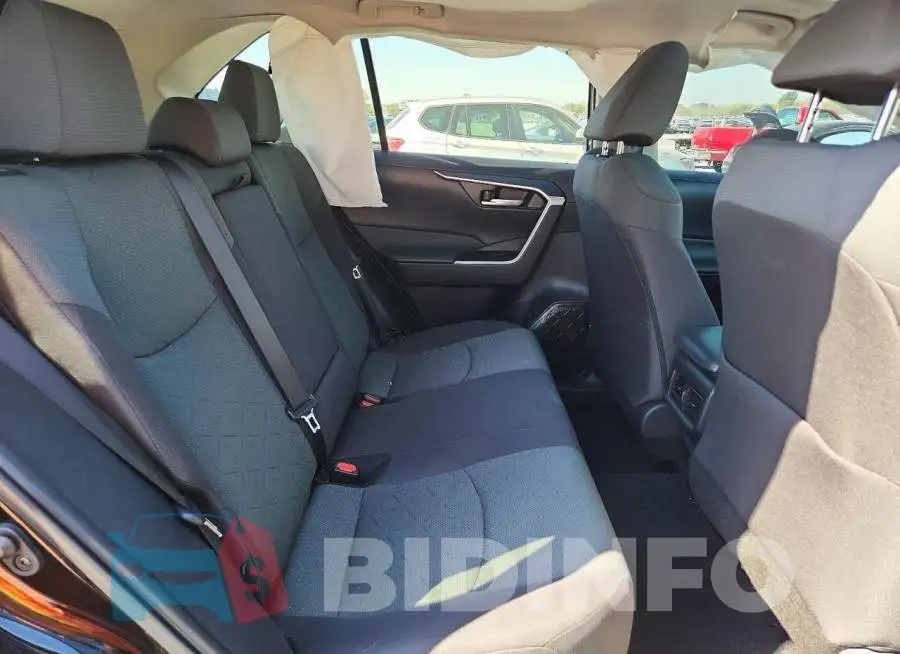 2T3P1RFV8PW402048 Photo# 11