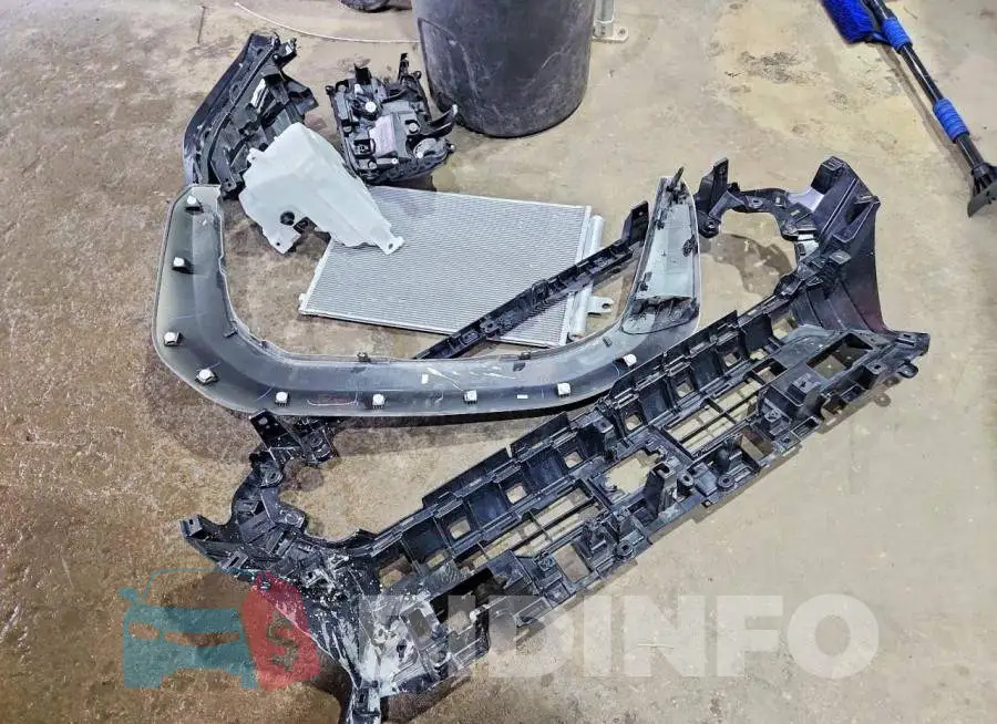 3TMLB5JN3TM272557 Photo# 12