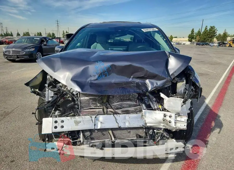 5TDBRKEC2SS256167 Photo# 5
