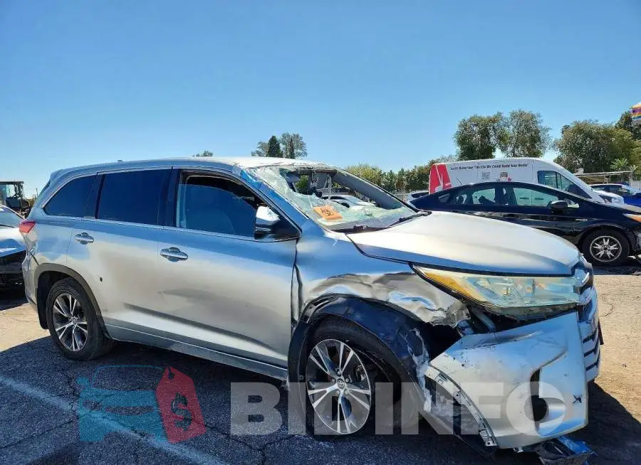 5TDBZRFH8JS807414 Photo# 4