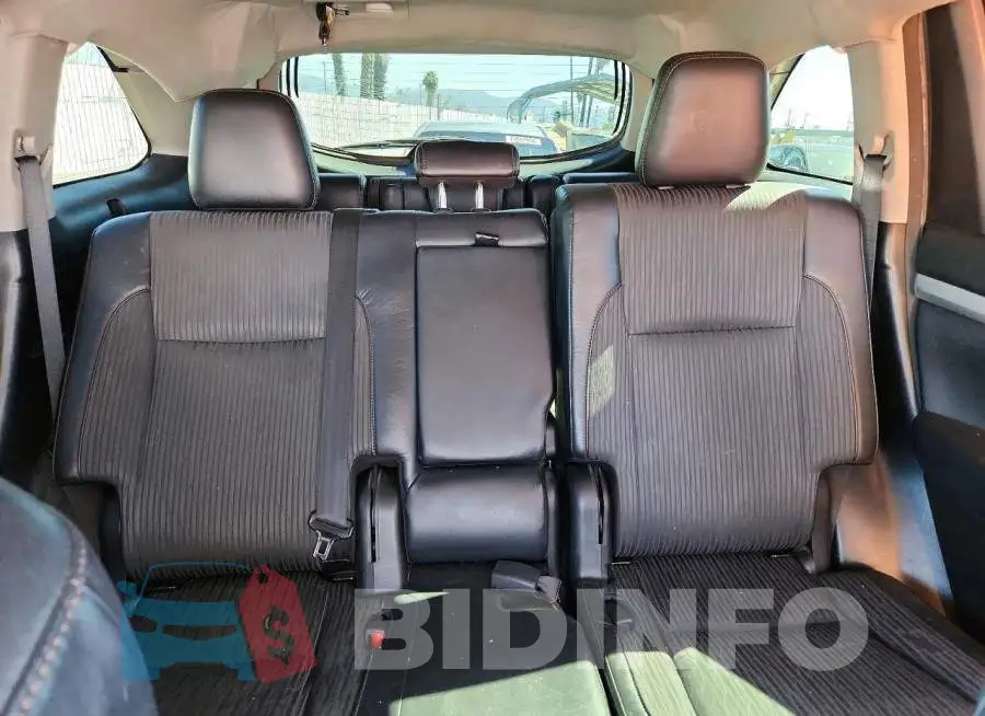 5TDBZRFH8JS807414 Photo# 10