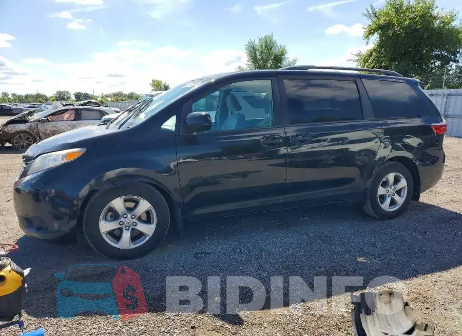 5TDZZ3DCXHS844347 Photo# 1