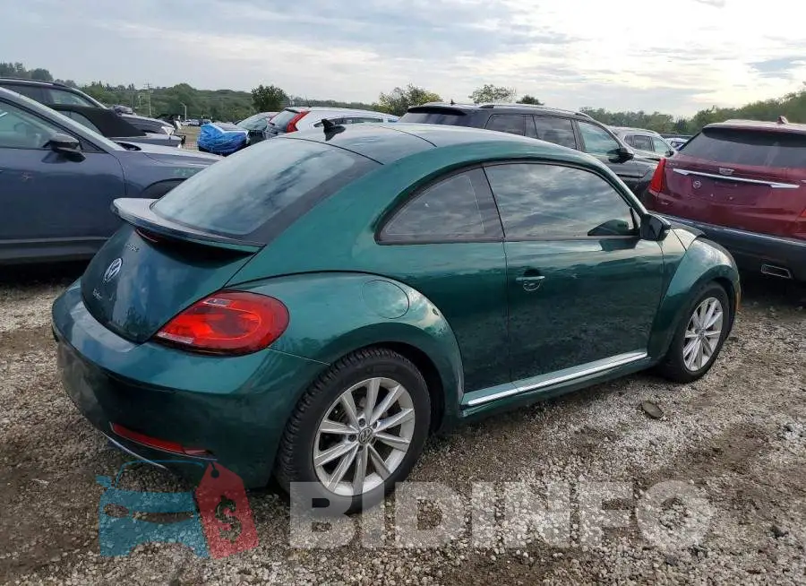 3VWJ17ATXHM613655 Photo# 3