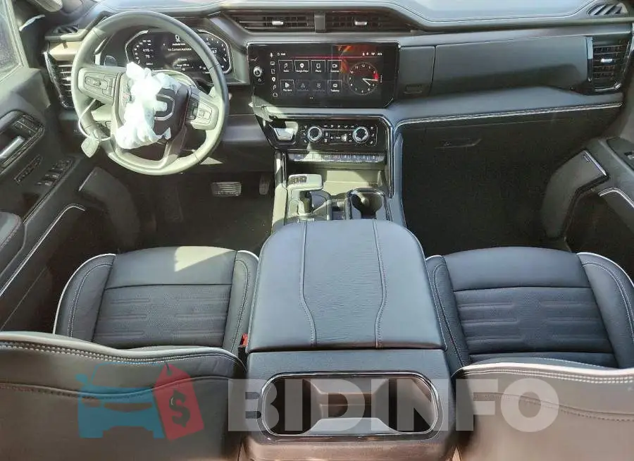 3GTUUFE87TG207573 Photo# 8