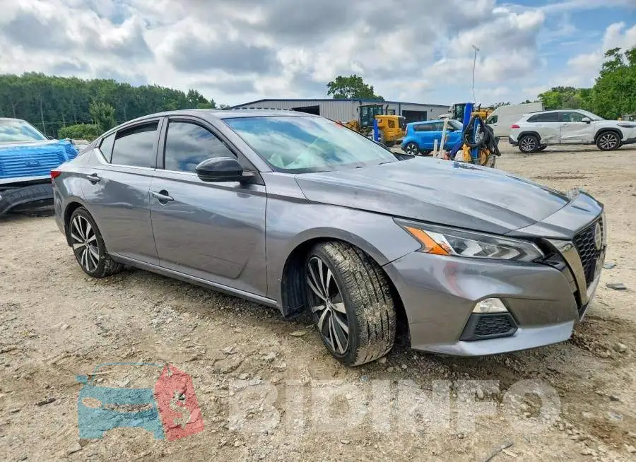 1N4BL4CV3LC284442 Photo# 4