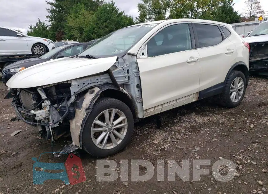 JN1BJ1CPXHW012351 Photo# 1