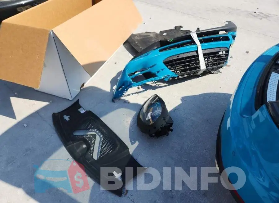 WP1AB2A59MLB33783 Photo# 13