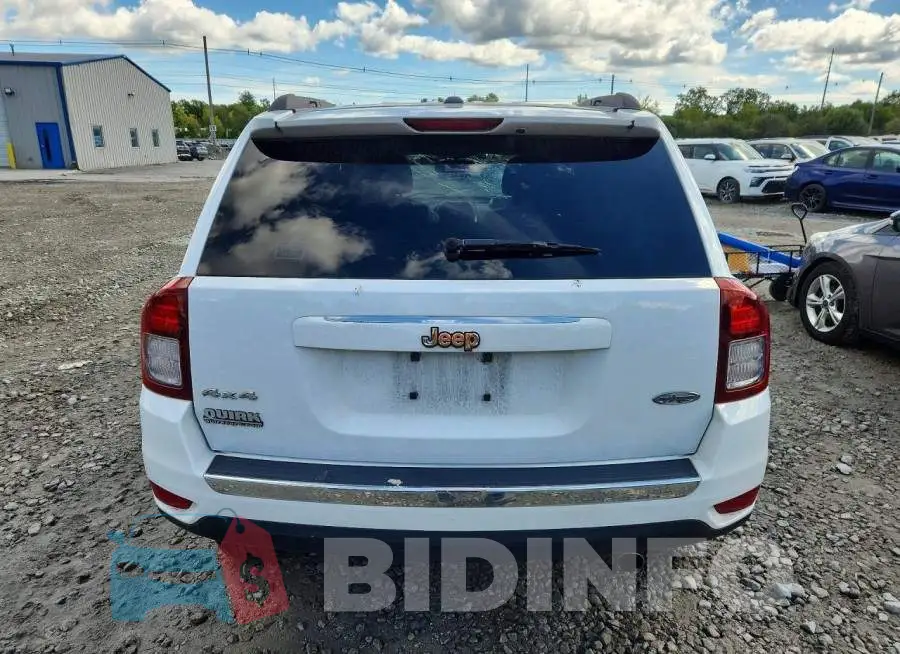 1C4NJDEB9HD176165 Photo# 6
