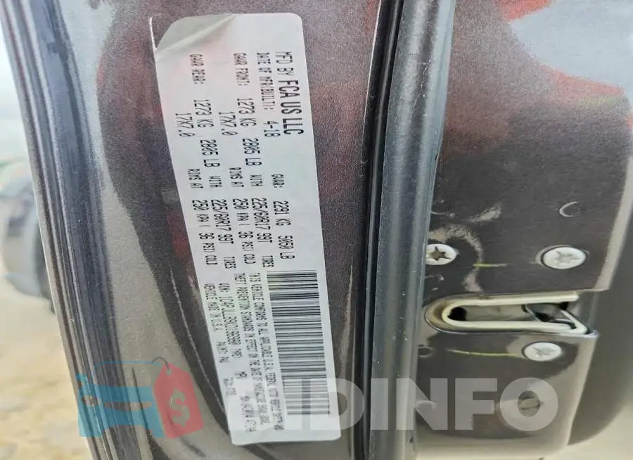 1C4PJLLB9KD196980 Photo# 12