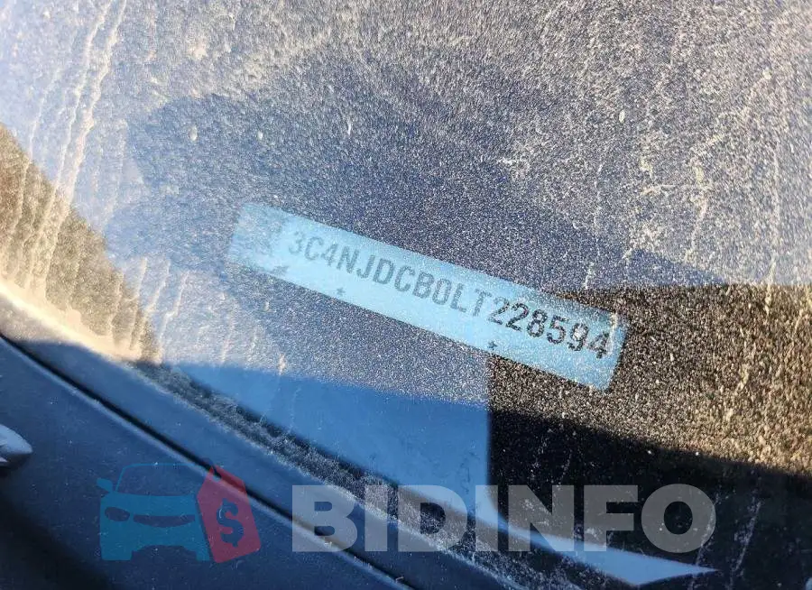3C4NJDCB0LT228594 Photo# 13
