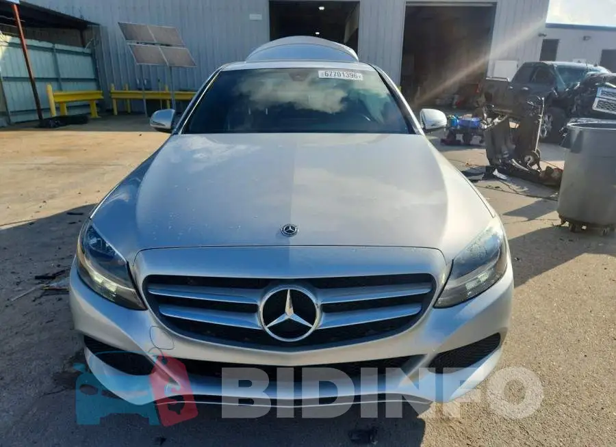 55SWF4JB7JU268402 Photo# 5