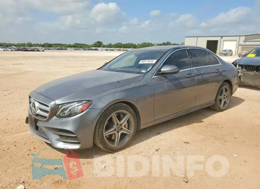 WDDZF4JB5HA271533 Photo# 1