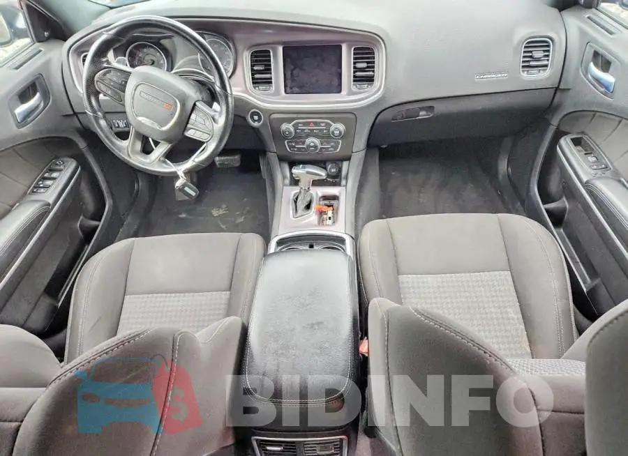 2C3CDXCT8MH565067 Photo# 8