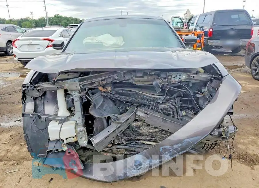 2C3CDXJG8JH231350 Photo# 5