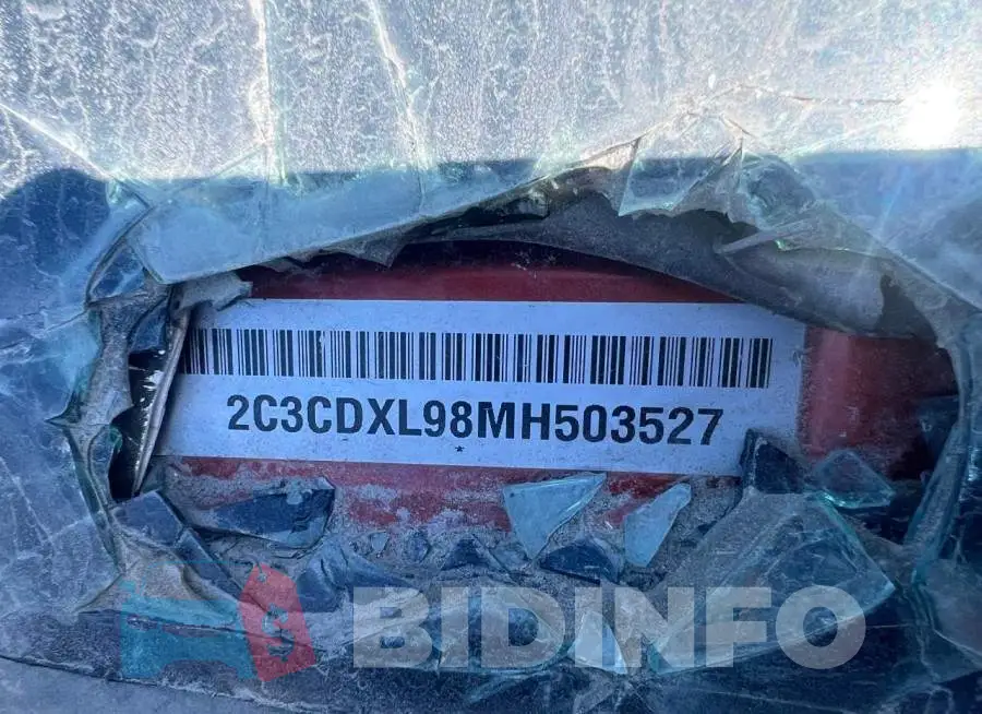 2C3CDXL98MH503527 Photo# 12