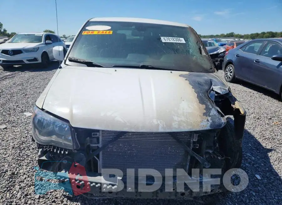 2C4RDGEG3JR288615 Photo# 5