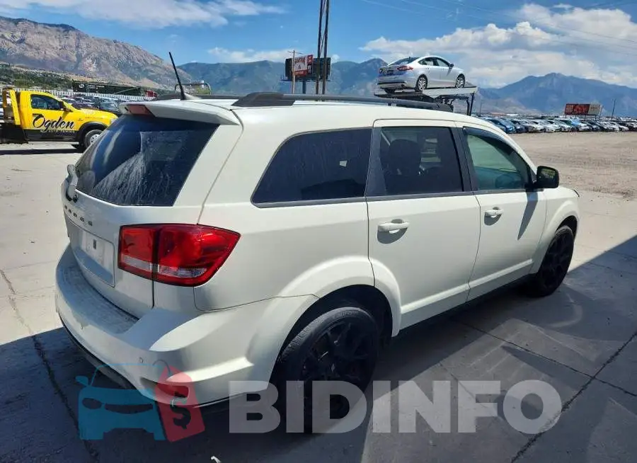 3C4PDCAB7LT259483 Photo# 3
