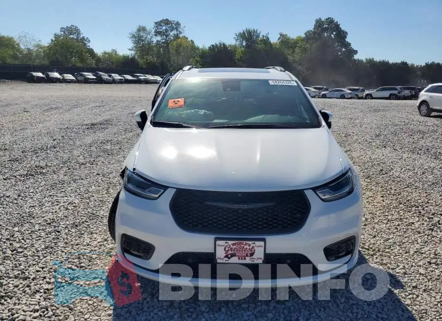 2C4RC1BG3PR628570 Photo# 5