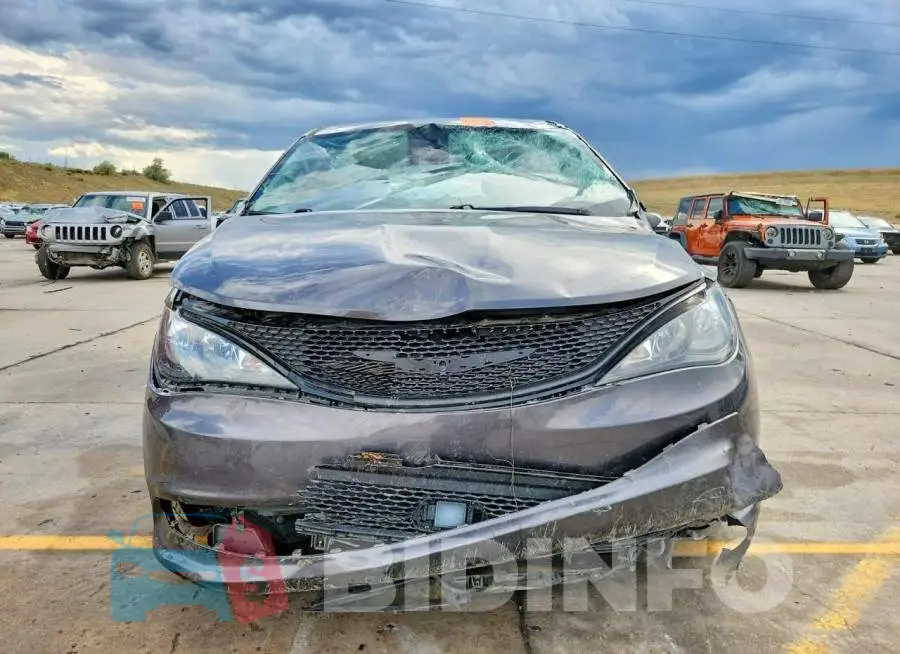 2C4RC1CG1PR559991 Photo# 5