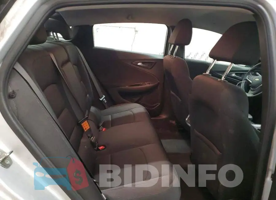 1G1ZD5ST1NF150745 Photo# 10