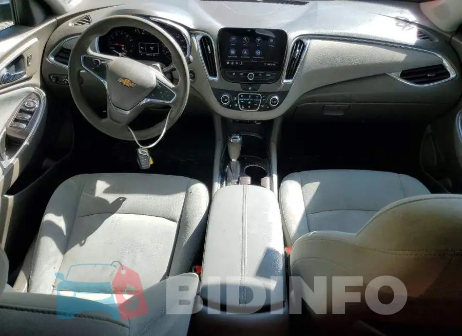 1G1ZD5ST3KF110033 Photo# 8