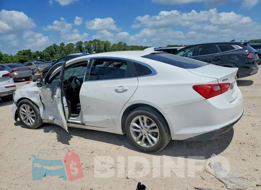1G1ZD5ST7JF123835 Photo# 2